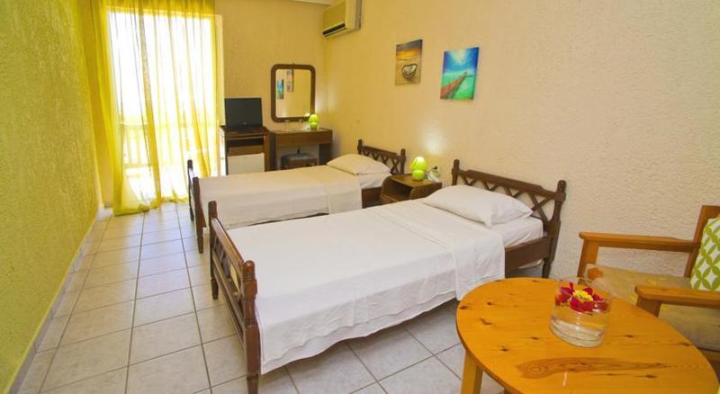 Hotel Vergina Лагониси Екстериор снимка